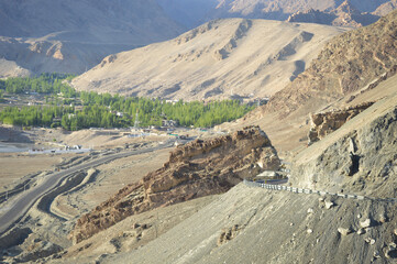 Ladakh Mountains and and its Picturesque Beauty 