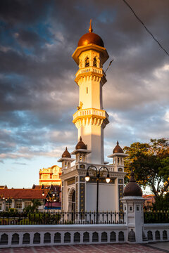 Acheen Street Mosque at sunset, George Town, Penang