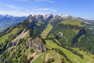 Aussicht vom Hohen Kasten auf den Sämtisersee