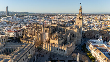 Naklejka premium Aerial View of Historic Cathedral and Cityscape