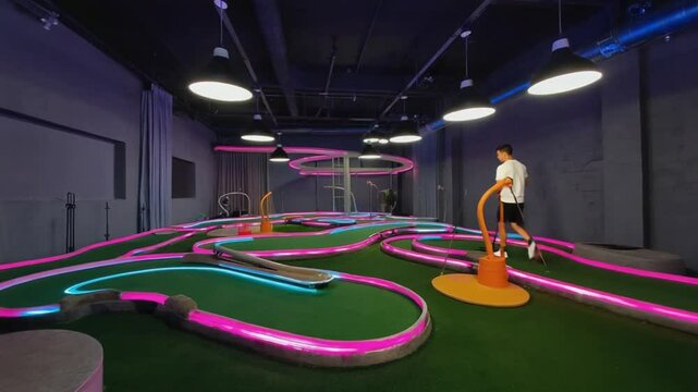 Mini indoor golf. - Powered by Adobe