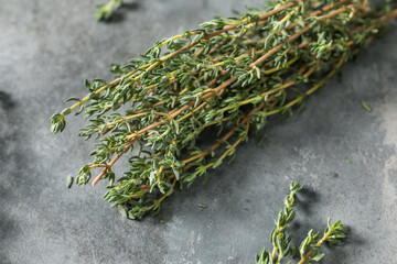 Raw Green Organic Fresh Thyme