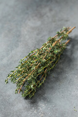 Raw Green Organic Fresh Thyme