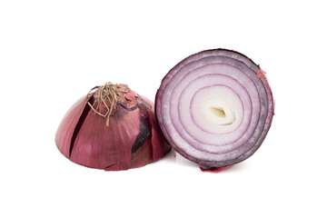 Geteilte rote Zwiebel