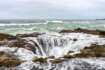 Thor's Well, Cape Perpetua, natural sinkhole, famous coastal landform of the Pacific northwest, Oregon, USA.