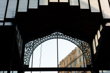 Born market roof showing steel structure and tiled roof