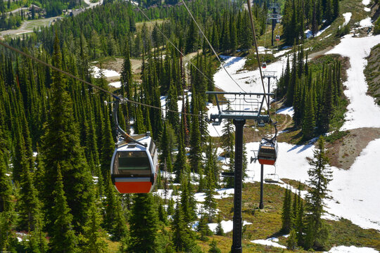 View from chairlift and gondola at Montana ski resort in Spring of 2025