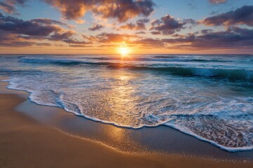 Obraz premium Serene sunset ocean waves gently crashing on sandy beach