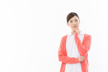 医療イメージ　看護師　考える　

