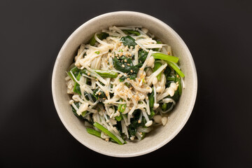 えのきとほうれん草の胡麻和え