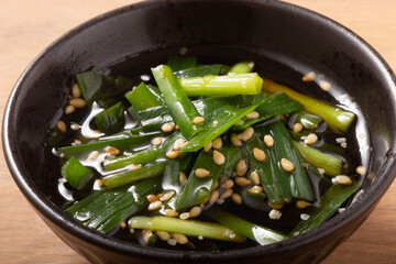 ニラ　醤油漬け