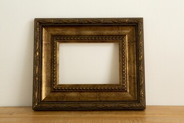 Photo frame outline, Close-up