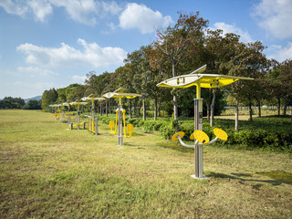 Revitalizing Outdoor Fitness: Innovative Equipment for Active Lifestyles in Nature