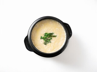 Hand-pulled Dough Soup with Perilla Seeds