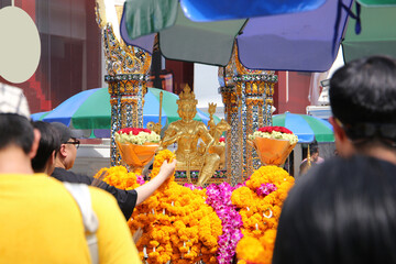 Obraz premium Erawan Shrine at Ratchaprasong, Bangkok, Thailand