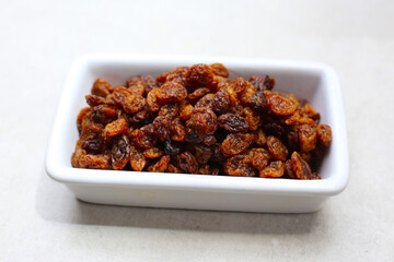 Dried golden raisins, Australian-dried fruits sultanas, sweet and chewy.