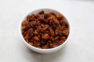Dried golden raisins, Australian-dried fruits sultanas, sweet and chewy.
