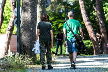 passeggiare 