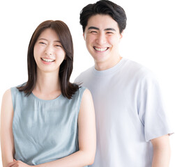 夏服のカップルのカメラ目線の笑顔　背景透明のpng　合成素材