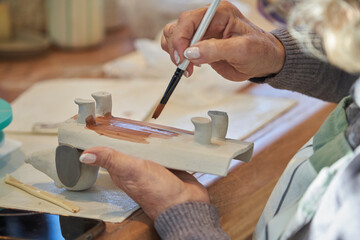 decoration of ceramic surfaces