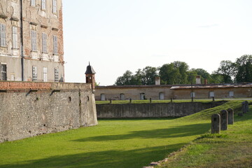 Courtyard of an Old Abandoned Building – Weathered Walls and Urban Decay