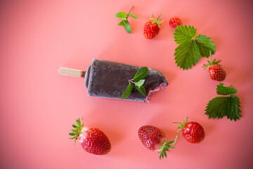 Refreshing ice cream with strawberries and mint leaves