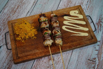 Espetinho de Frango Churrasco de Carne - Petiscos