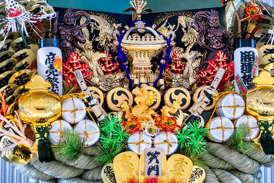 Offering of ornate wreath, Tori no Ichi, Shinto shrine, Shinjuku, Tokyo, Japan