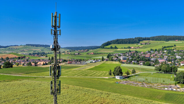 Mobilfunkantenne im Emmental, Grossh&ouml;chstetten, Schweiz, Juni 2025