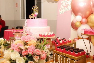 Festa de 15 anos cor de rosa
