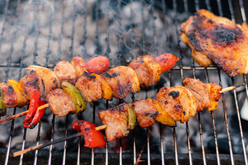 Barbecue over high hea