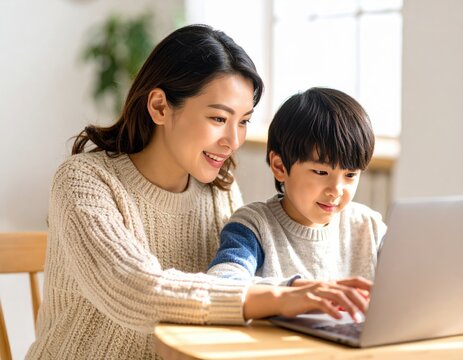 The natural daily life of parents and children using computers at home,自宅でパソコンを使う親子の自然な日常 - Powered by Adobe