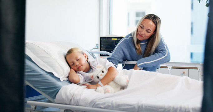 Healthcare, woman and sleeping child in hospital with teddy bear, support or care in recovery. Smile, mother and daughter asleep in bed for rehabilitation, visiting hour or patient rest after surgery - Powered by Adobe