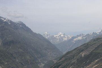 Snowy peaks