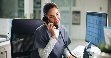 Obraz na płótnie Canvas Woman, doctor or phone call in hospital with smile, medical consultation or update patient appointment. Healthcare, surgeon or talk at tech for schedule, referral confirmation or help at front desk