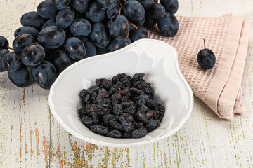 Dry ripe sweet blue raisin