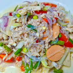 Spicy Glass Noodle Salad: A vibrant and zesty Thai glass noodle salad, 