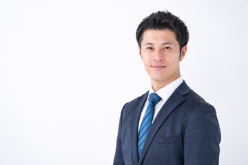 ビジネス　男性　白バック