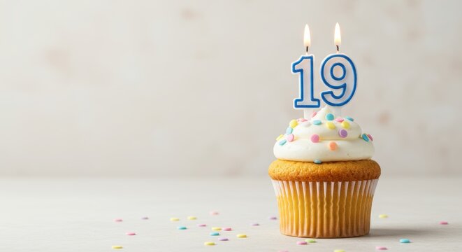 19 Birthday Images – Browse 16,384 Stock Photos, Vectors