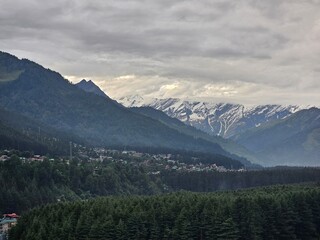 Himalayan mountains and clouds in Manali, Inida
