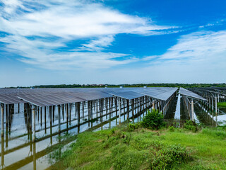 Obraz premium Photovoltaic panels and highway