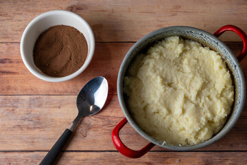 Semolina pudding