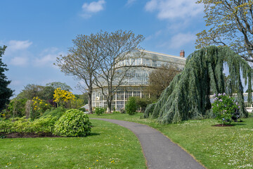 Dublin Botanic Gardens on a Clear Spring Day &ndash; Glasshouse and Green Lawn