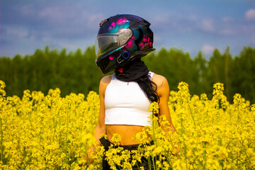 moto modelka © Qulis91