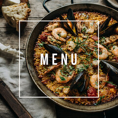 Fotografia de comida paella con diseño con la palabra Menu