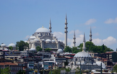 Obraz premium waterfront view of suleymaniye mosque