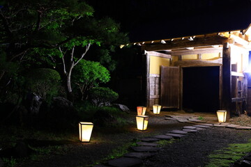 和風イメージ、古い和傘と和の風景