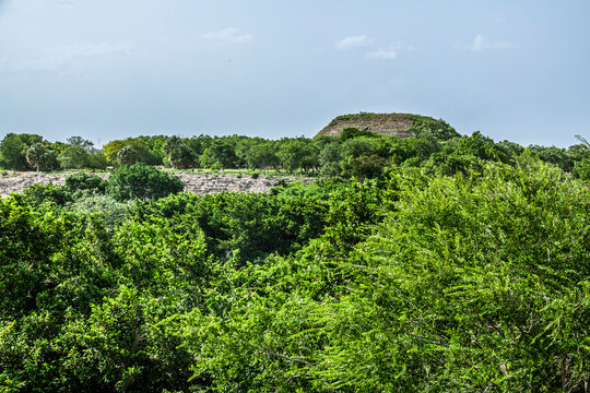 Pir&aacute;mide Kinich Kakm&oacute;, Izamal, Yucat&aacute;n.