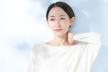 女性