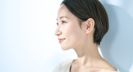 女性